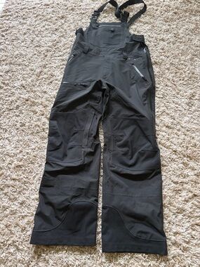 Gently used Men’s Flylow ski bibs xl tall